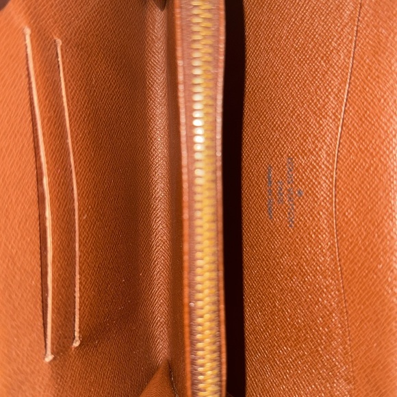 Louis Vuitton Monogram Porte Monnaie Zippy Long - Picture 7 of 14